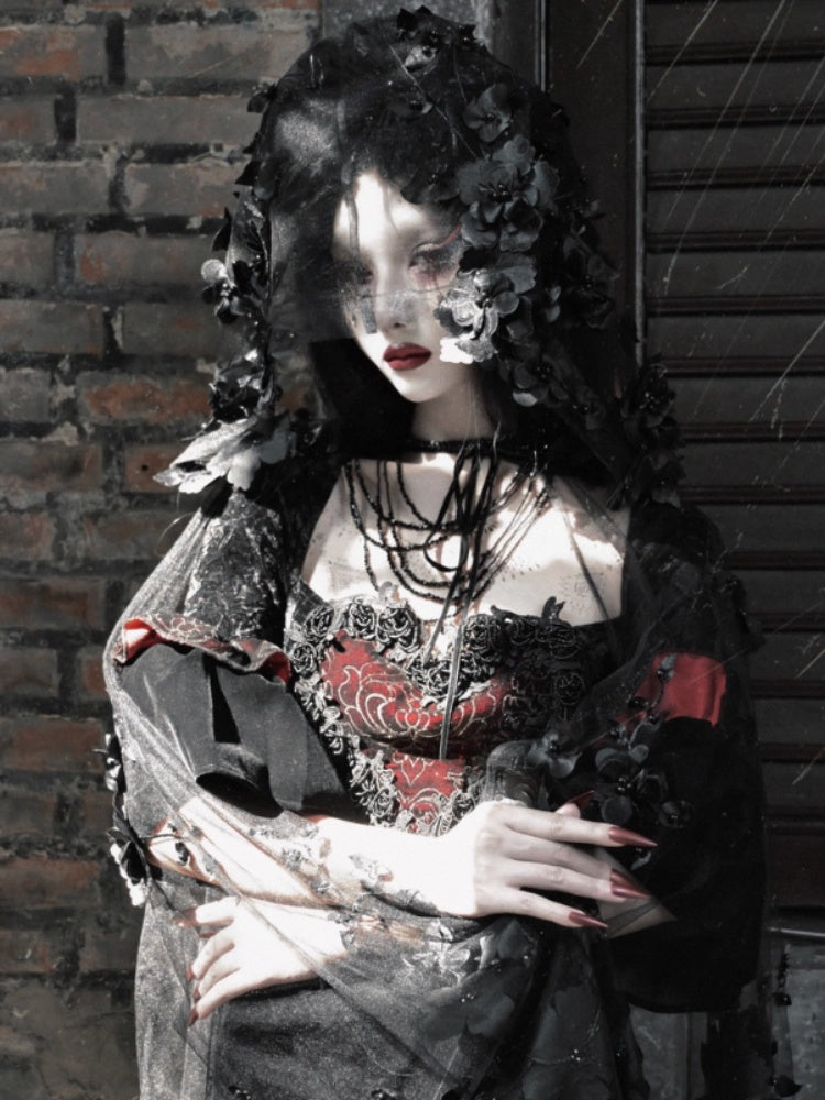 Castle Thriller Gothic Nail Bead Embroidered Hooded Cape【s0000014816】