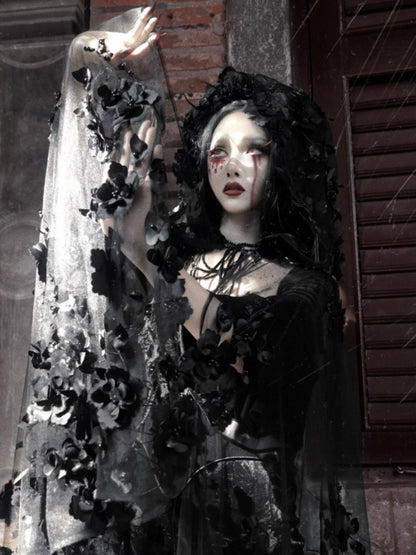 Castle Thriller Gothic Nail Bead Embroidered Hooded Cape【s0000014816】