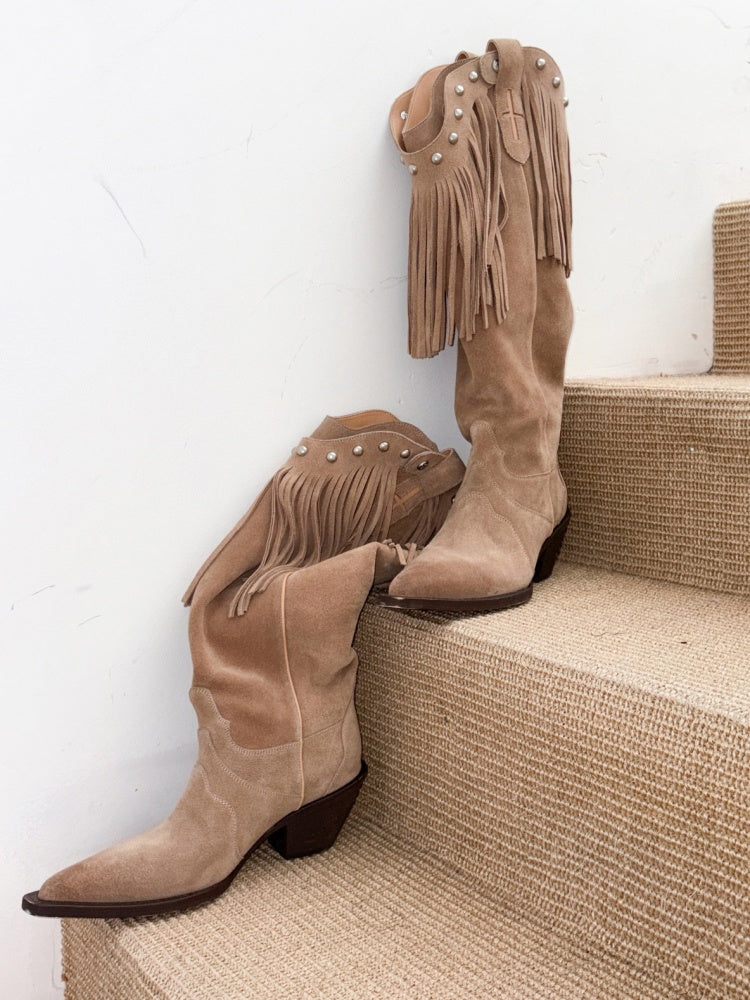 V-Mouth Pointed Toe Suede Cowhide Western Rivet Tassel Mid-Leg Knight Boots【s0000014961】