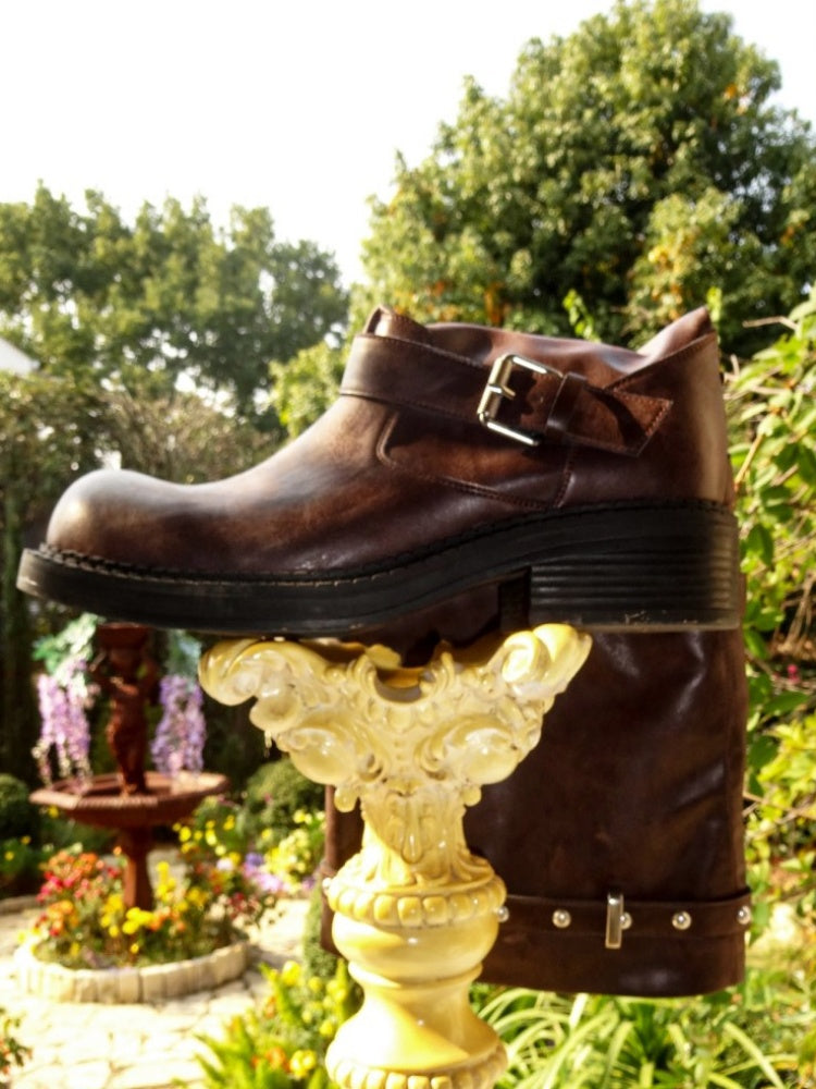 Distressed Multilayer Metal Lace-Strap Rivet Knight Boots【s0000015645】