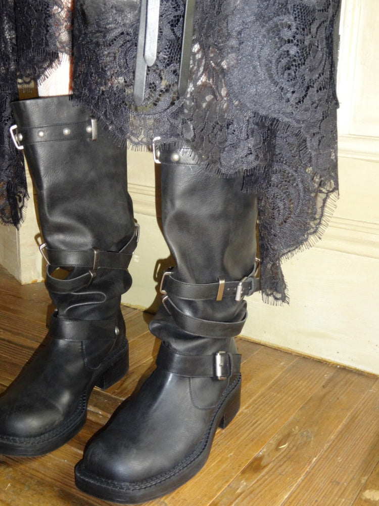 Distressed Multilayer Metal Lace-Strap Rivet Knight Boots【s0000015645】