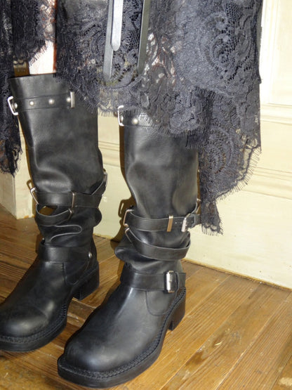 Distressed Multilayer Metal Lace-Strap Rivet Knight Boots【s0000015645】