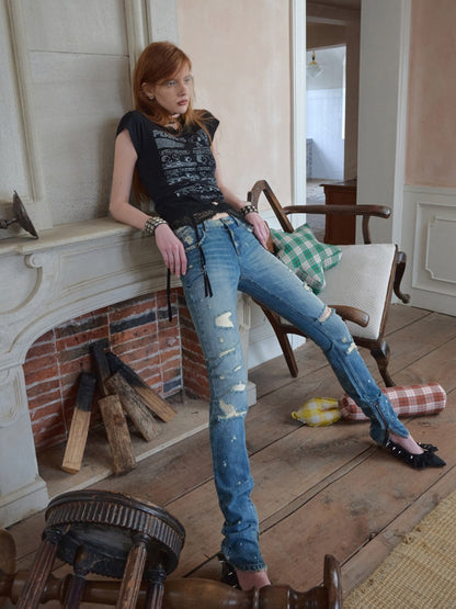 Randomly Distressed Skinny Jeans【s0000016578】