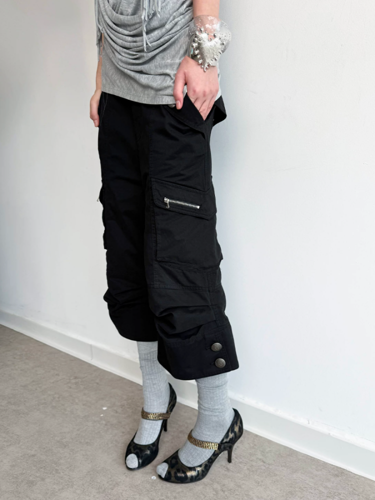 Washed Distressed Slightly Flared Utility Pocket Cropped Pants【s0000017171】