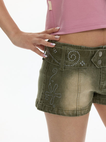 Wide-Belt Metal Studs Stretch Slimming Denim Shorts【s0000017351】