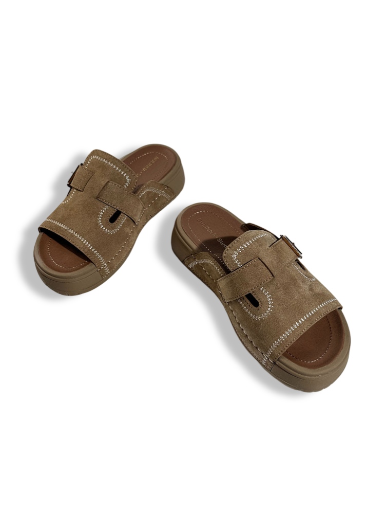 Suede Contrast-Stitch Buckle Platform Slide Sandals【s0000017390】