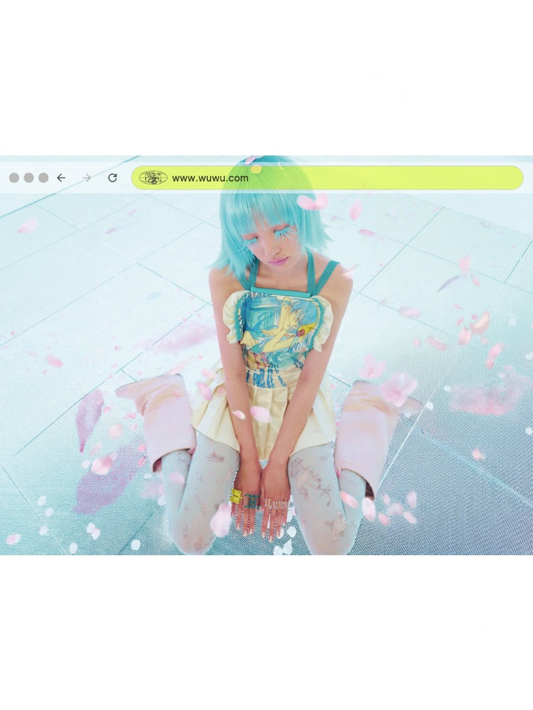 Girl Wearing Headphones Printed Pleated Backless Dress【s0000017737】