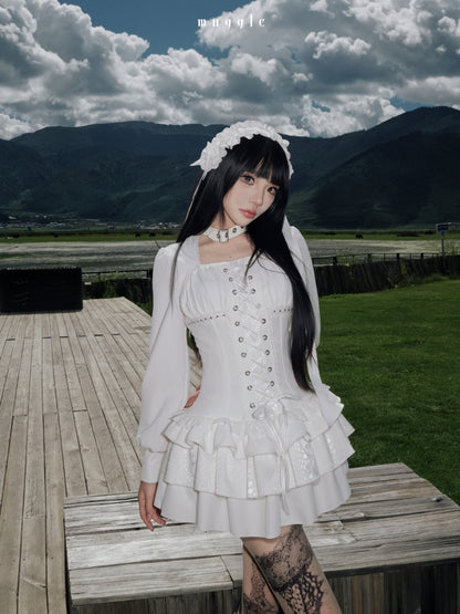 White Gothic r¥Retro Patchwork Elegant Waist-Cinching Lace Mini Dress【s0000018015】