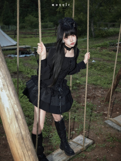 Black Gothic Retro Patchwork Elegant Waist-Cinching Lace Mini Dress【s0000018018】