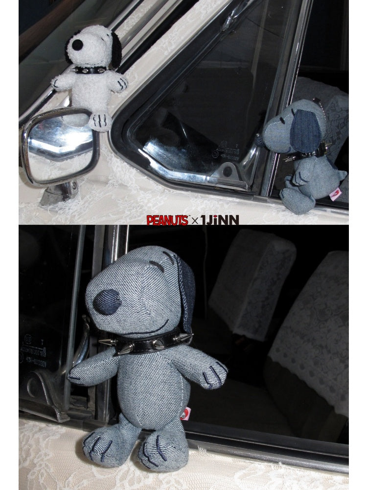 1JINN STUDIO x Snoopy Collaboration Studded Collar Authentic Snoopy Dog Figure Keychain【s0000018117】