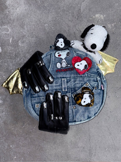 1JINN STUDIO x Snoopy Collaboration Studded Collar Authentic Snoopy Dog Figure Keychain【s0000018117】