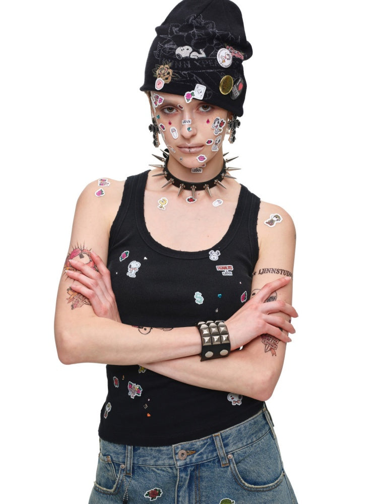 1JINN STUDIO x Snoopy Collaboration Vintage Sticker Printed Large U-neck Wide Strap Tight Tank Top【s0000018118】