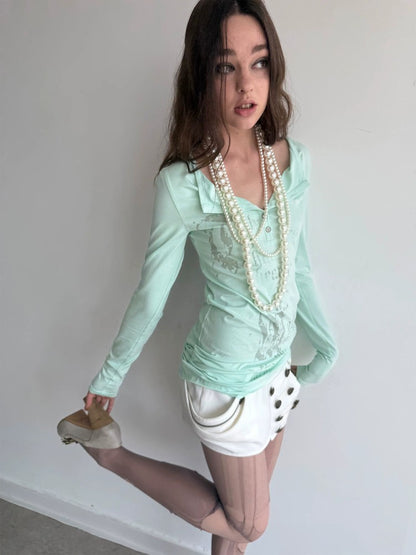 Henley Collar Gothic Print Slim-Fit Basic Long-Sleeve Base Shirt【s0000018383】