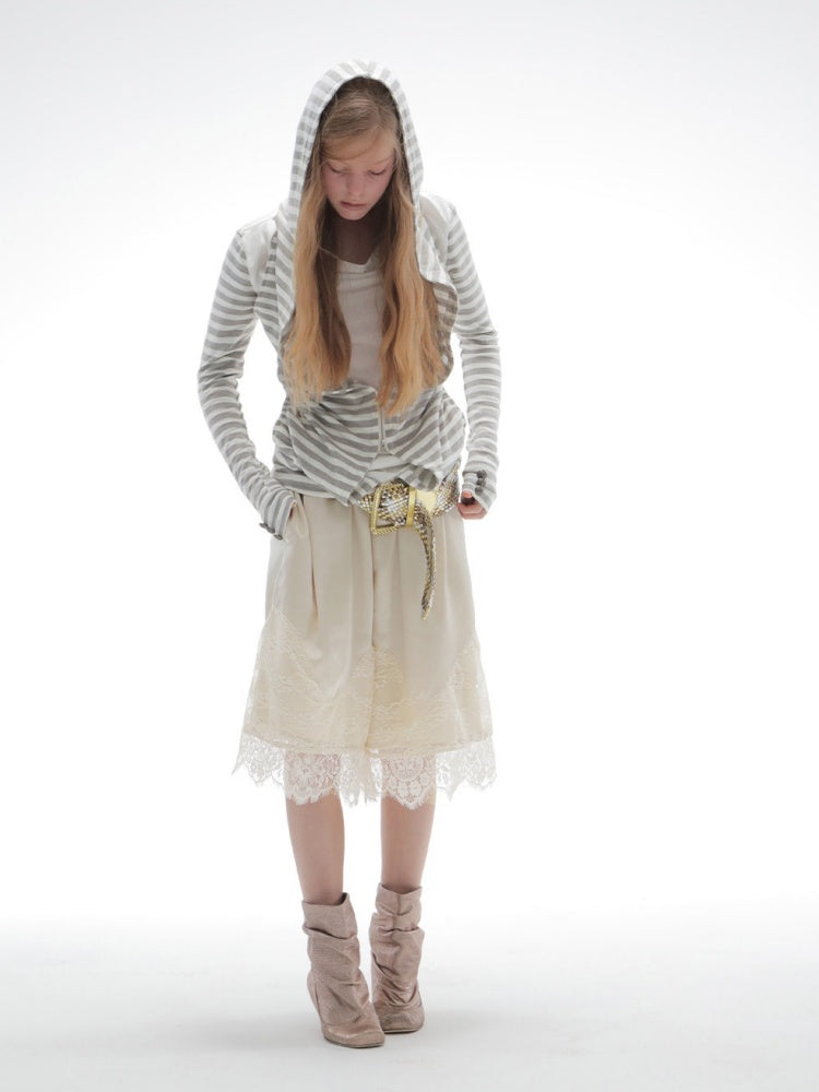 Satin Elastic Waist Lace Patchwork Loose Five-Quarter Shorts【s0000018393】