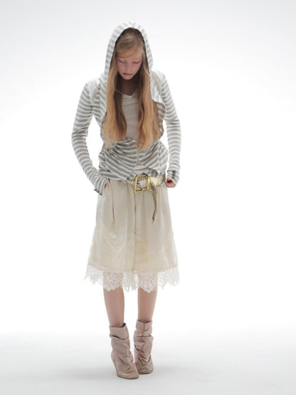 Satin Elastic Waist Lace Patchwork Loose Five-Quarter Shorts【s0000018393】
