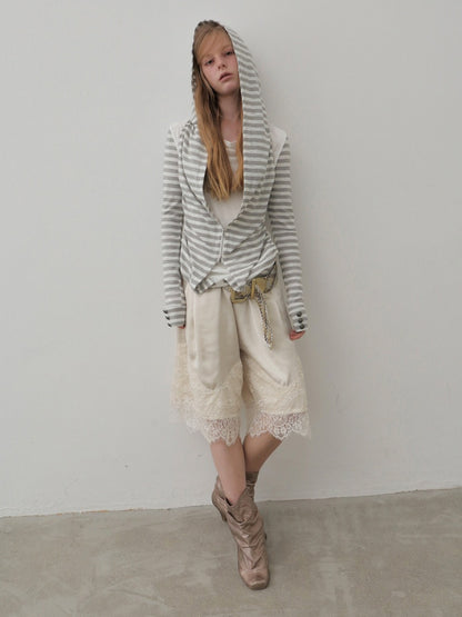 Satin Elastic Waist Lace Patchwork Loose Five-Quarter Shorts【s0000018393】