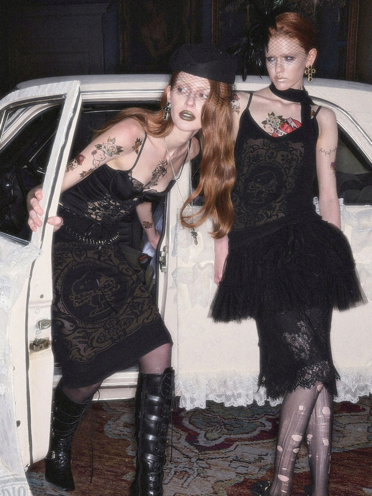 1JINN STUDIO x Snoopy Collaboration V-Neck Lace Appliqué Slim Slip Knit Camisole Dress【s0000018142】