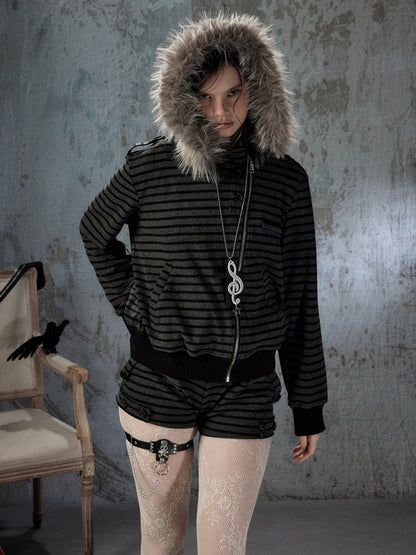 Slim-Fit Lightweight Pocket Striped Black Short Pants【s0000018594】