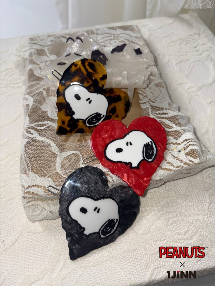 1JINN STUDIO x Snoopy Collaboration Heart-Shaped Shark Hair Clip【s0000018634】