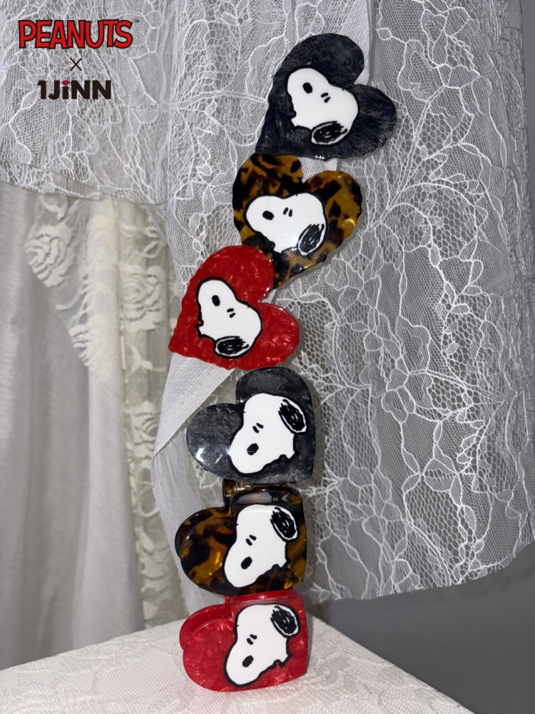 1JINN STUDIO x Snoopy Collaboration Heart-Shaped Shark Hair Clip【s0000018634】