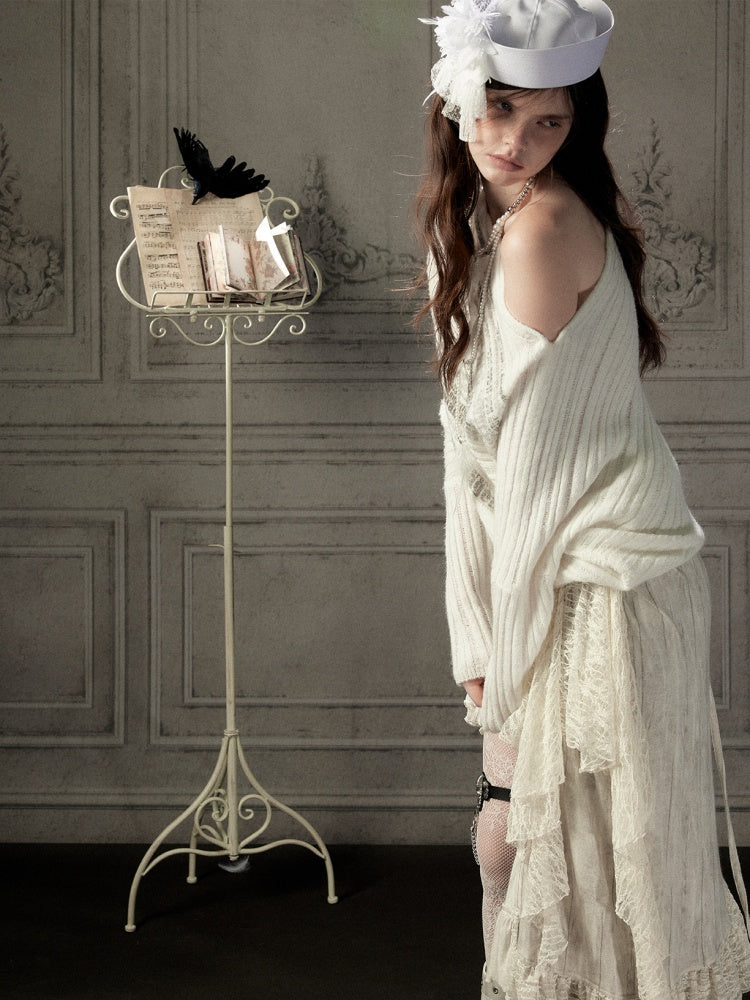 Bat-Sleeve Beige Off-Shoulder Knit Sweater【s0000018934】