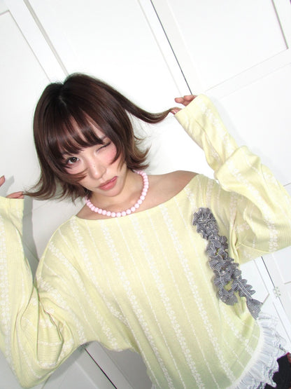 3D Corsage Wide Neckline Lace Hem Bat Sleeve Loose Long-Sleeve T-Shirt【s0000018953】