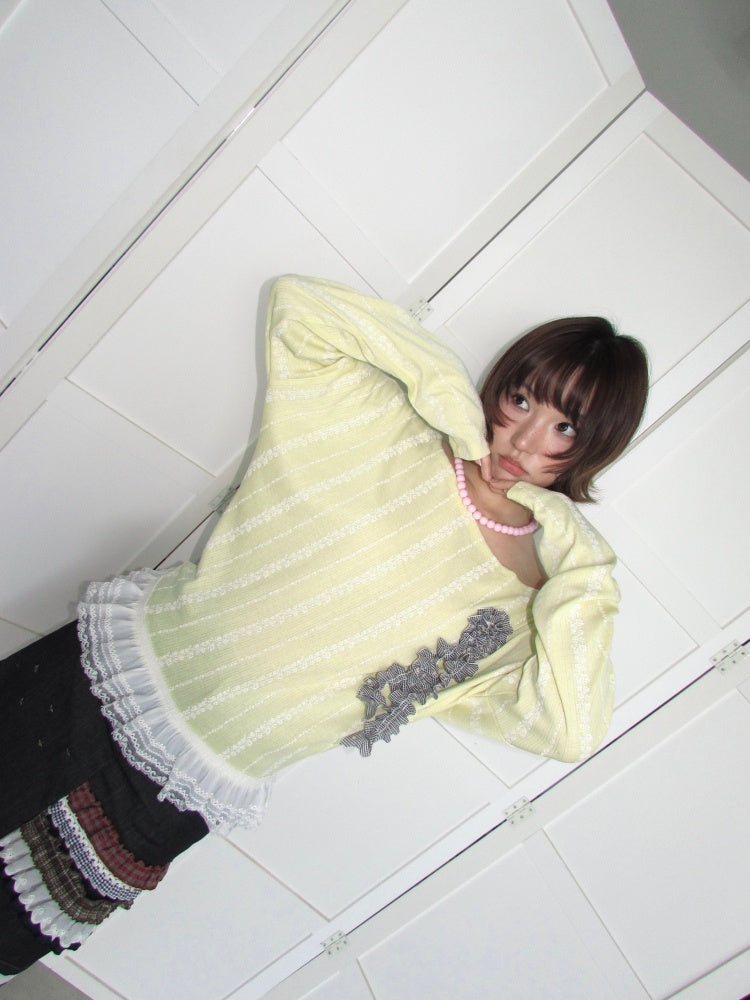3D Corsage Wide Neckline Lace Hem Bat Sleeve Loose Long-Sleeve T-Shirt【s0000018953】