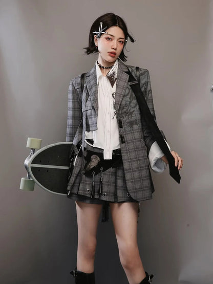 Graffiti Printed Plaid Loose Jacket ＆ Pleated Culottes & Vest ＆ Belt【s0000004001】