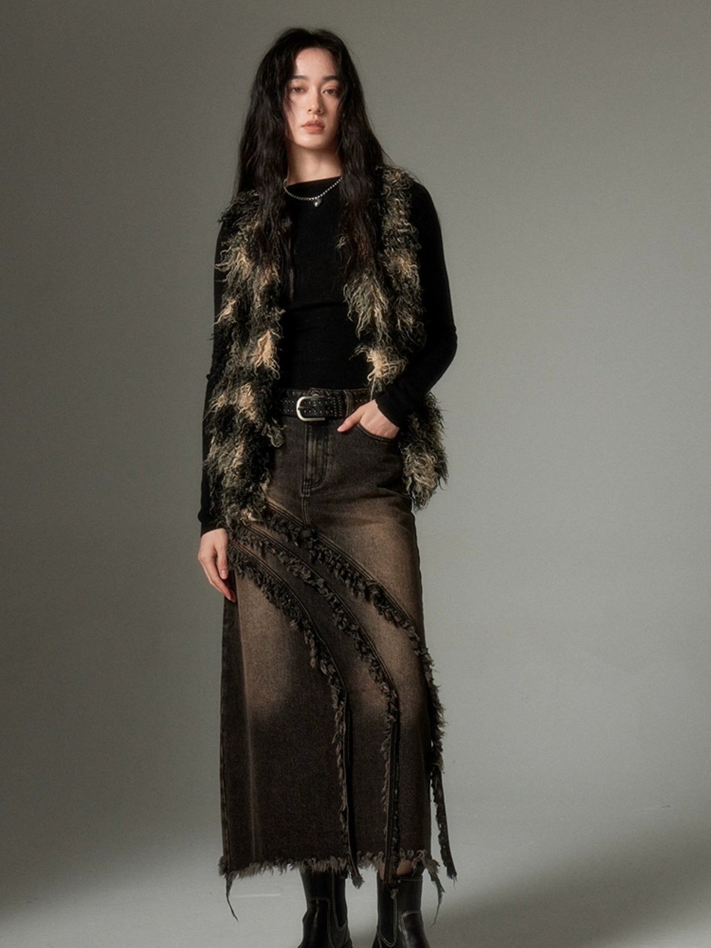 Plush V-neck Fake Fur Vest【s0000004242】